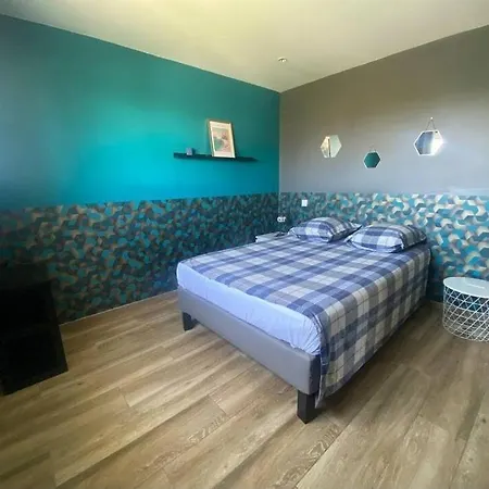 Moderne Avec Piscine Privee Pres De La