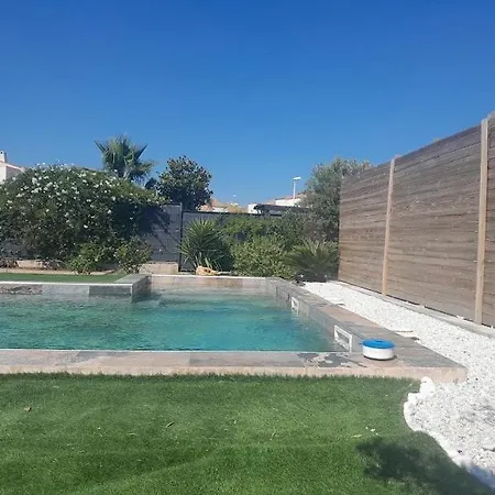 Vila Moderne Avec Piscine Privee Pres De La *